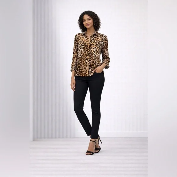 🧡 Kate Park Leopard Button-Up Top – Size Small - Picture 4 of 11